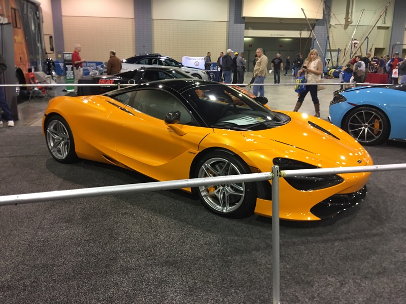 720S in Papaya Orange